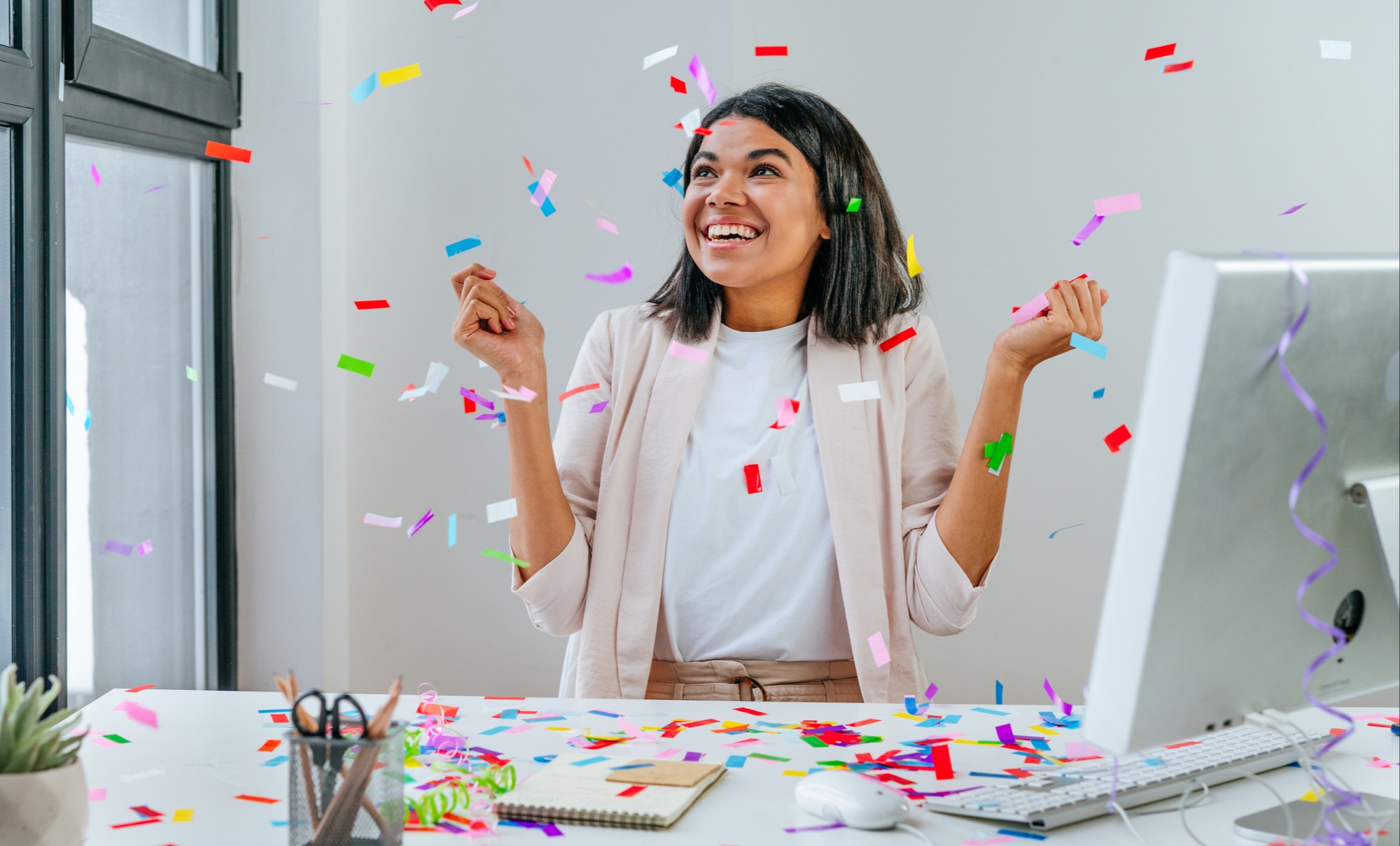 Recognizing Milestones: How to Celebrate Work Anniversaries